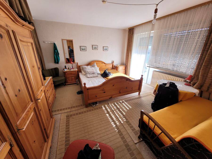 Zimmer Wohnschlaf-kl. FeWo-EG